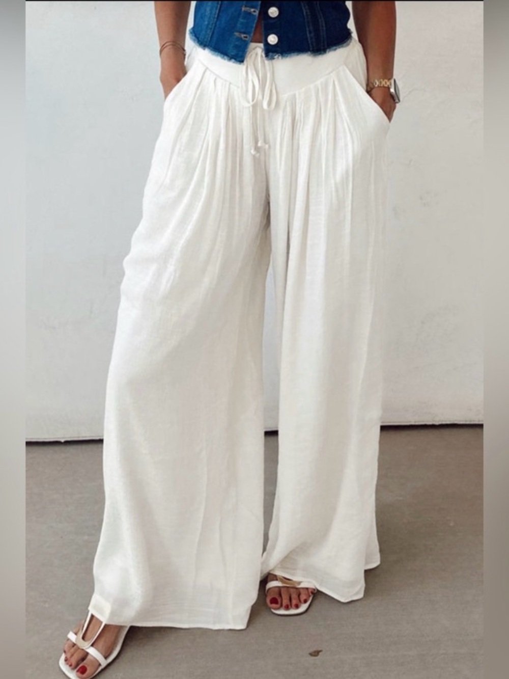 🤍 BOUTIQUE BRAND White Flowy, Wide-Legged Pants